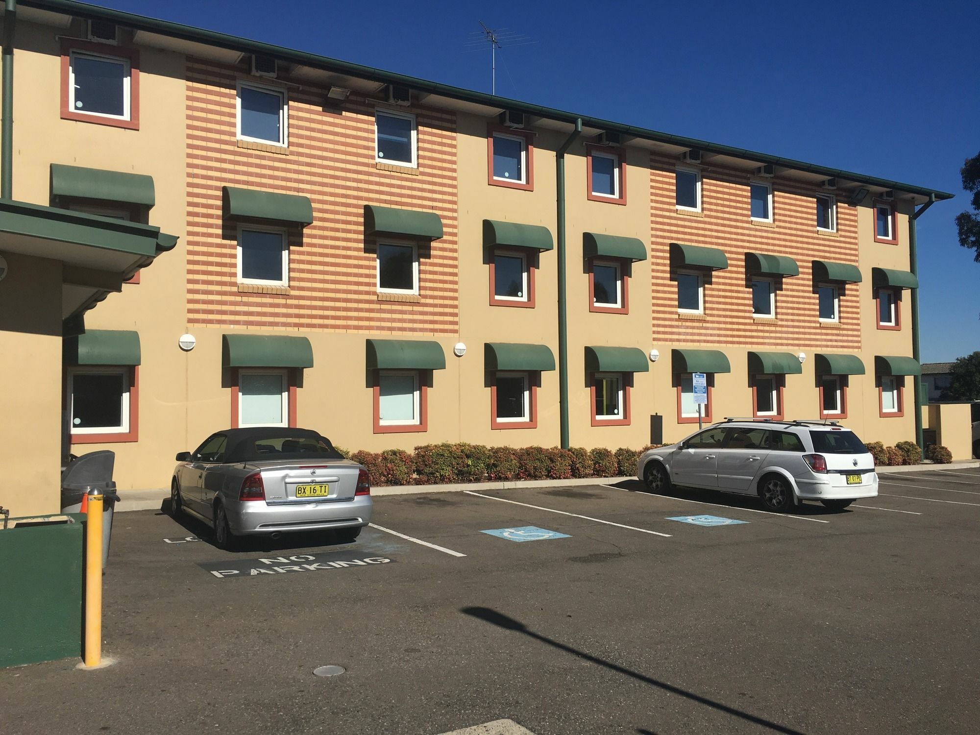 Ibis Budget - Casula Liverpool Exteriér fotografie